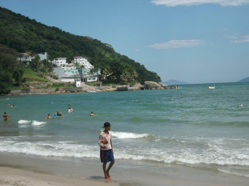 Lindo Apto Praia Martin De Sa Em Condominio Com Piscina, Estacionamento, Wi-Fi 150Mbps,Perto Do Mar!!! Caraguatatuba Zewnętrze zdjęcie